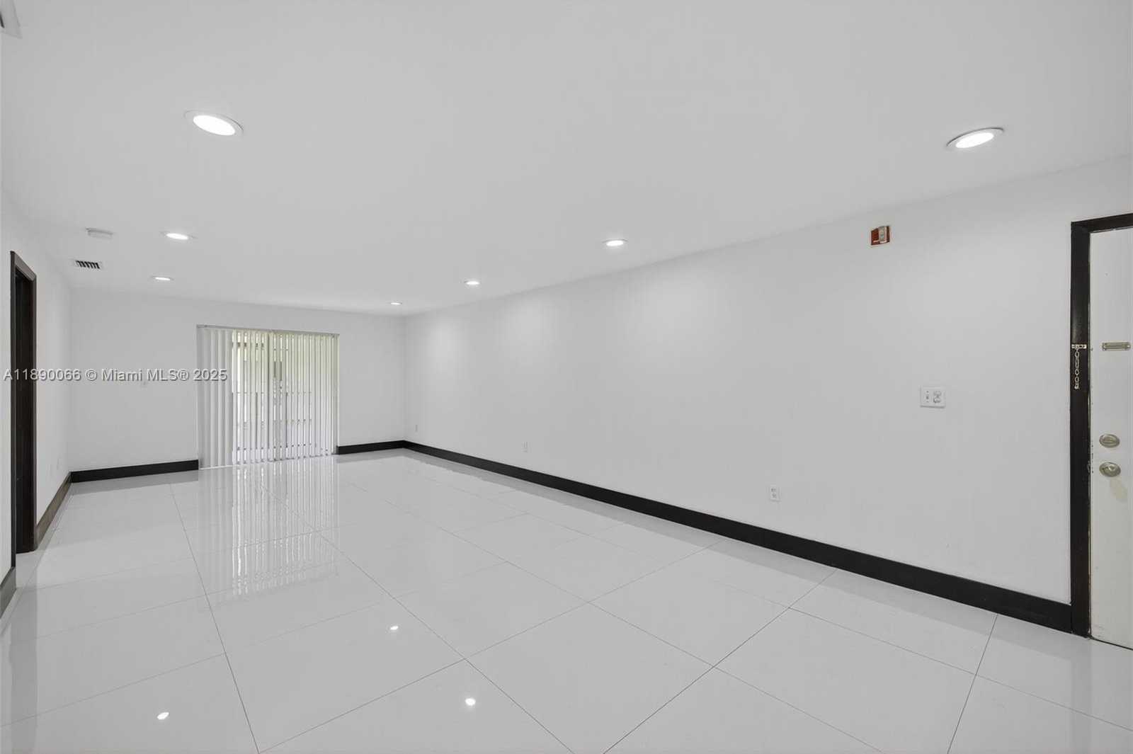 Small Image of 8851 NORTH WEST 119TH ST #2207-2, Hialeah Gardens Number 10