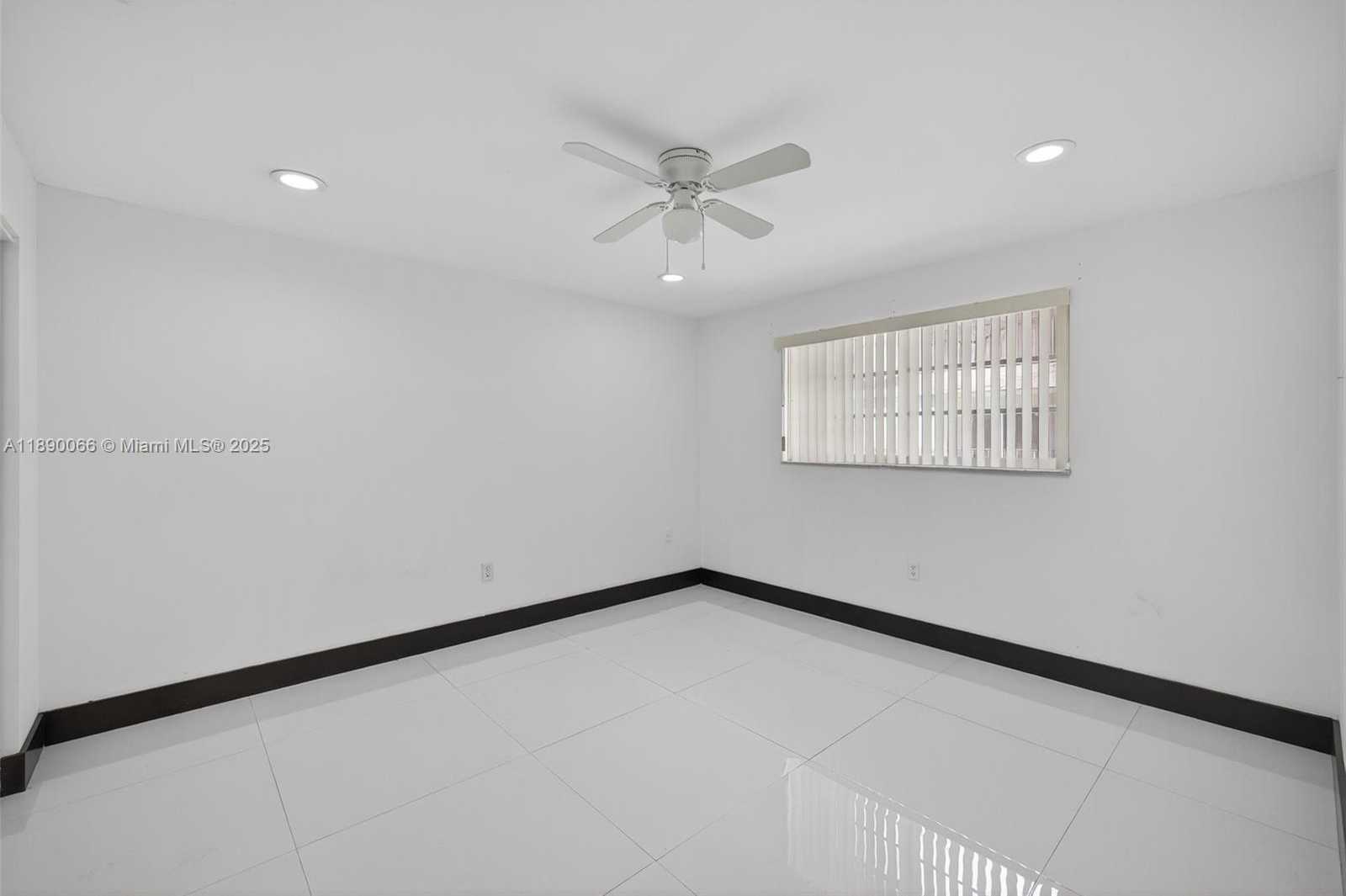 Small Image of 8851 NORTH WEST 119TH ST #2207-2, Hialeah Gardens Number 14