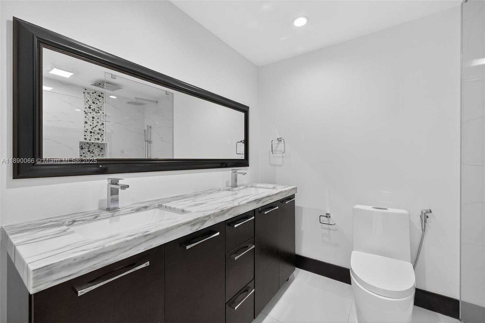 Small Image of 8851 NORTH WEST 119TH ST #2207-2, Hialeah Gardens Number 20