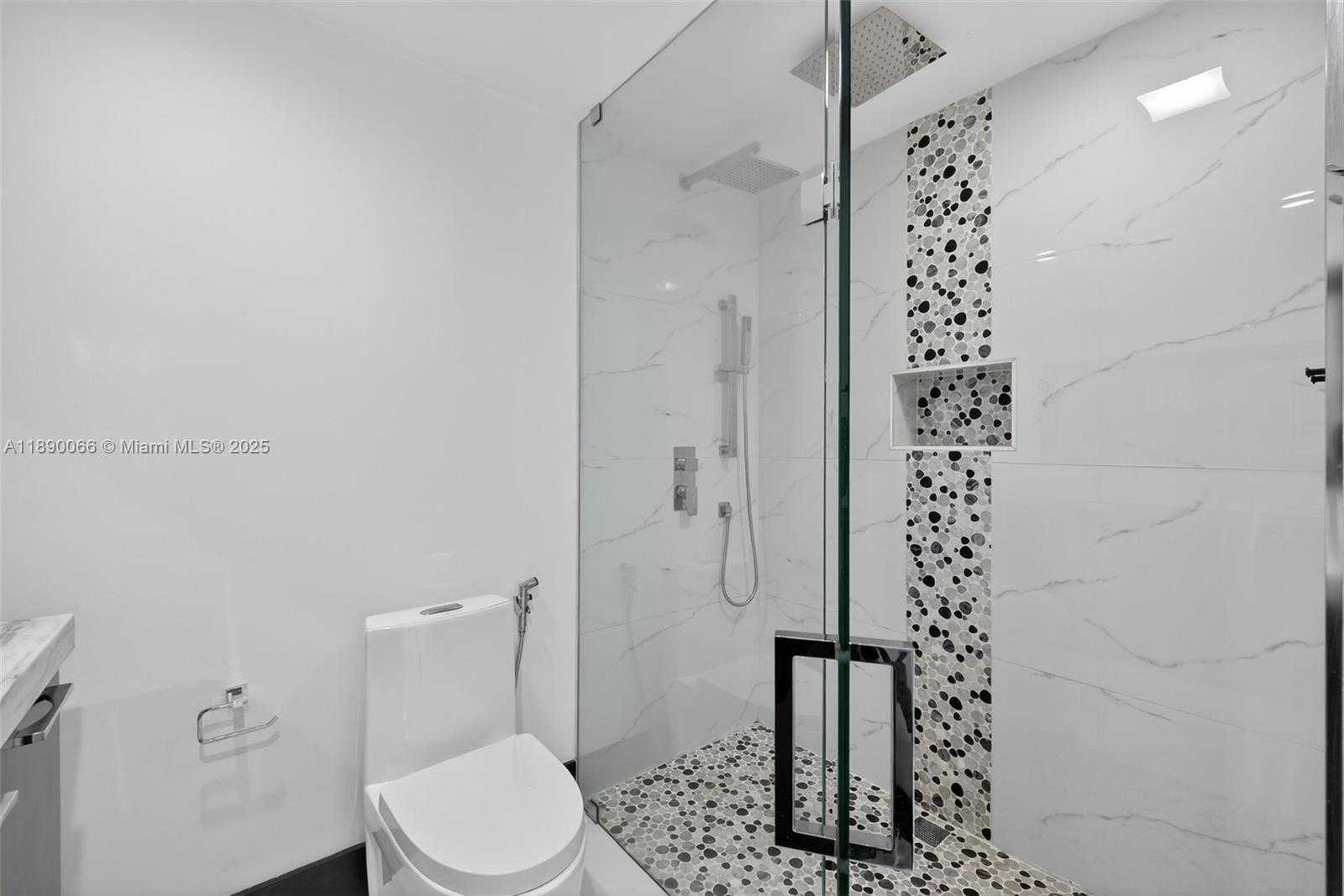 Small Image of 8851 NORTH WEST 119TH ST #2207-2, Hialeah Gardens Number 22