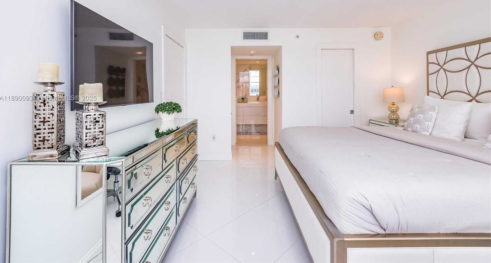 Small Image of 6917 COLLINS AVE #720, Miami Beach Number 11