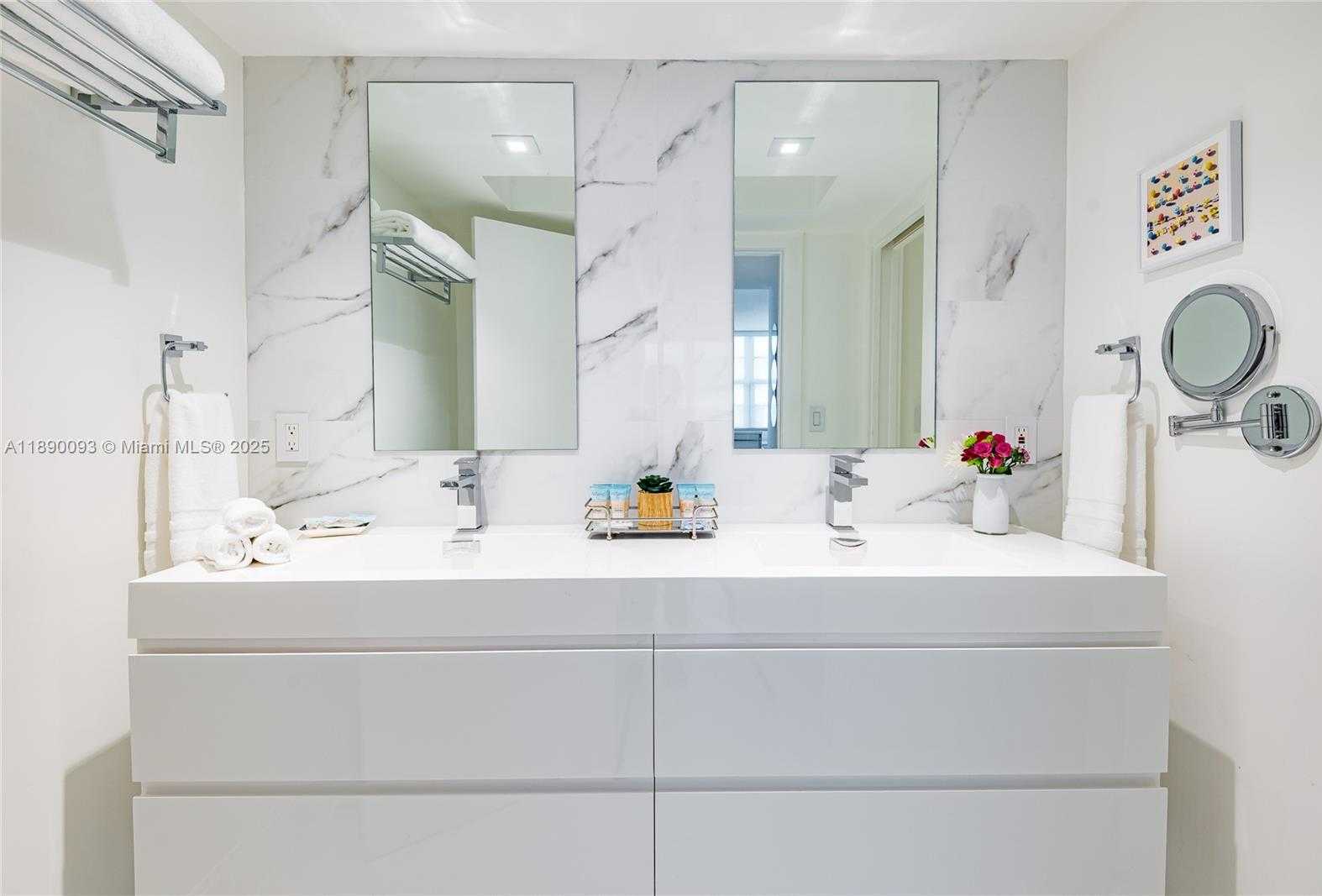 Small Image of 6917 COLLINS AVE #720, Miami Beach Number 12