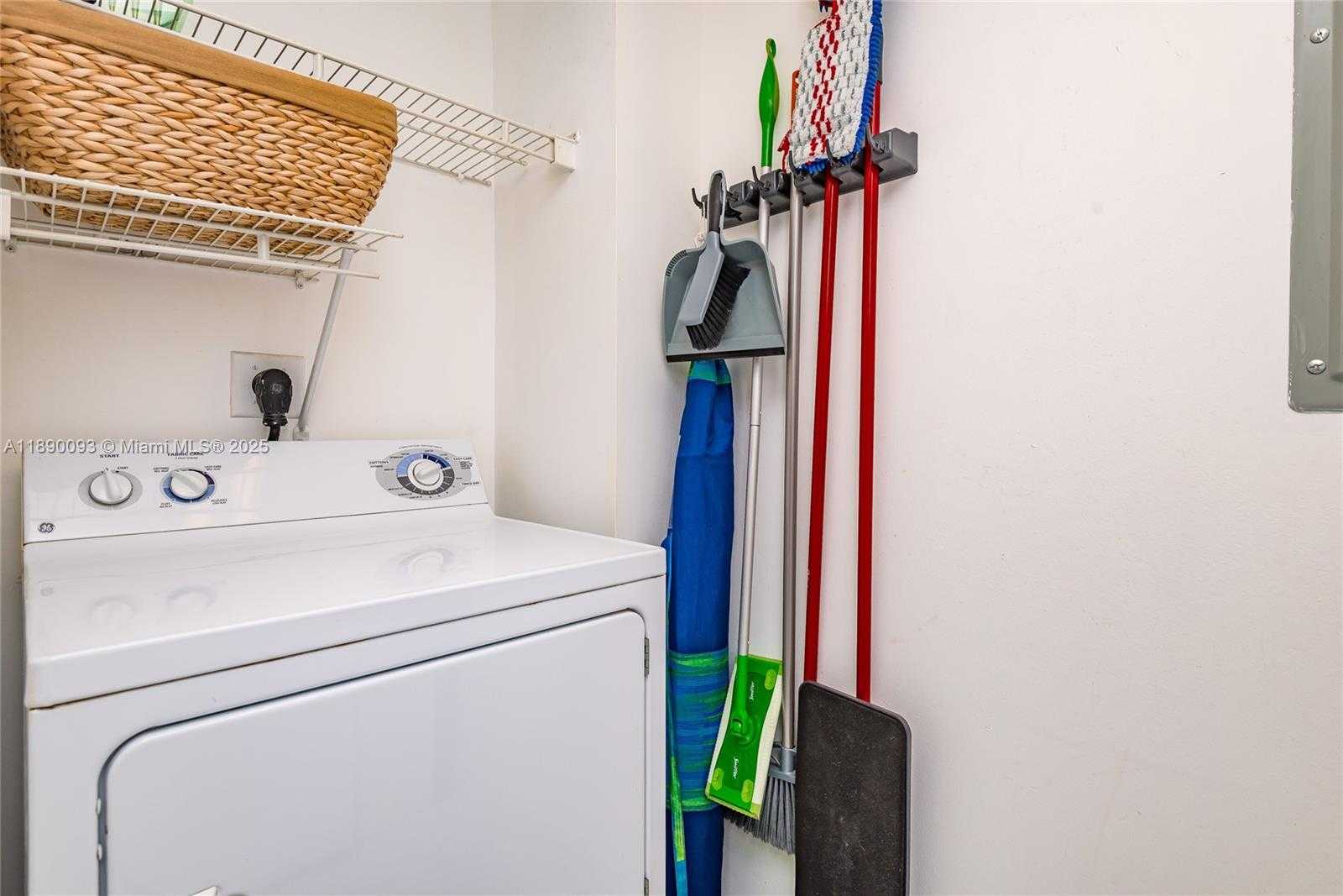 Small Image of 6917 COLLINS AVE #720, Miami Beach Number 28