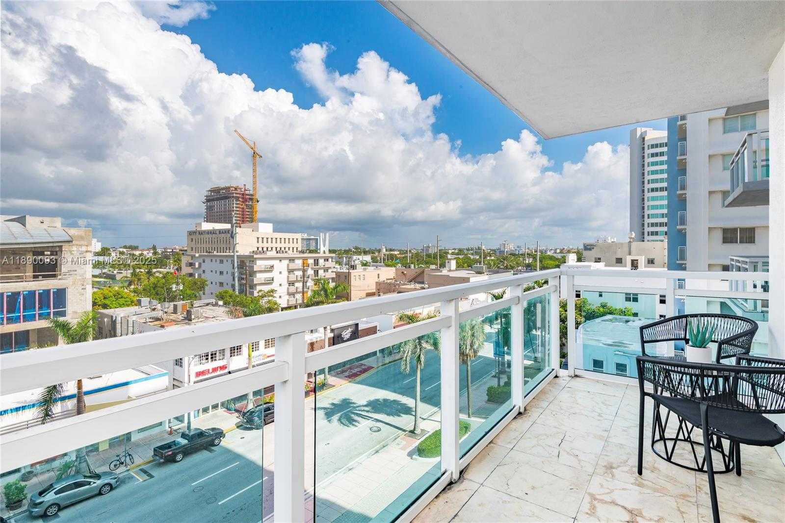 Small Image of 6917 COLLINS AVE #720, Miami Beach Number 30
