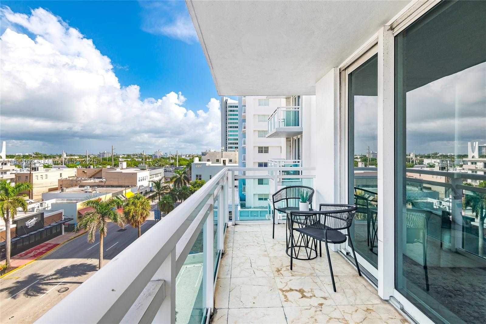 Small Image of 6917 COLLINS AVE #720, Miami Beach Number 31
