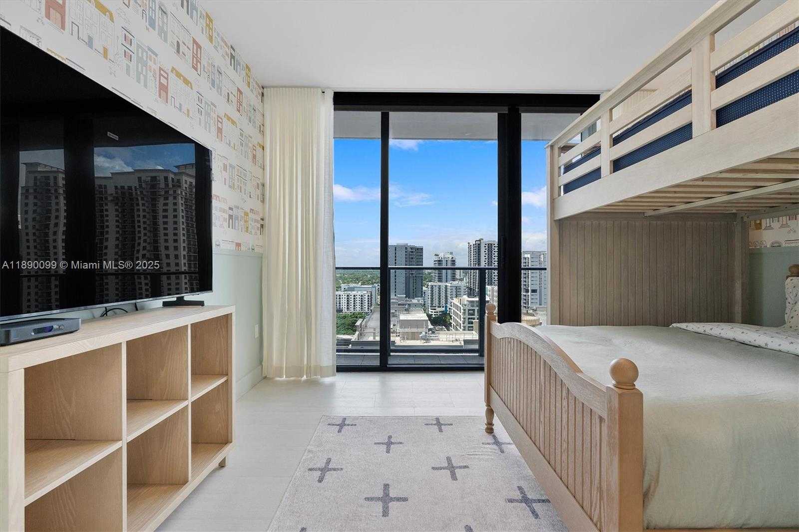 Small Image of 1000 BRICKELL PLZ #2102, Miami Number 19