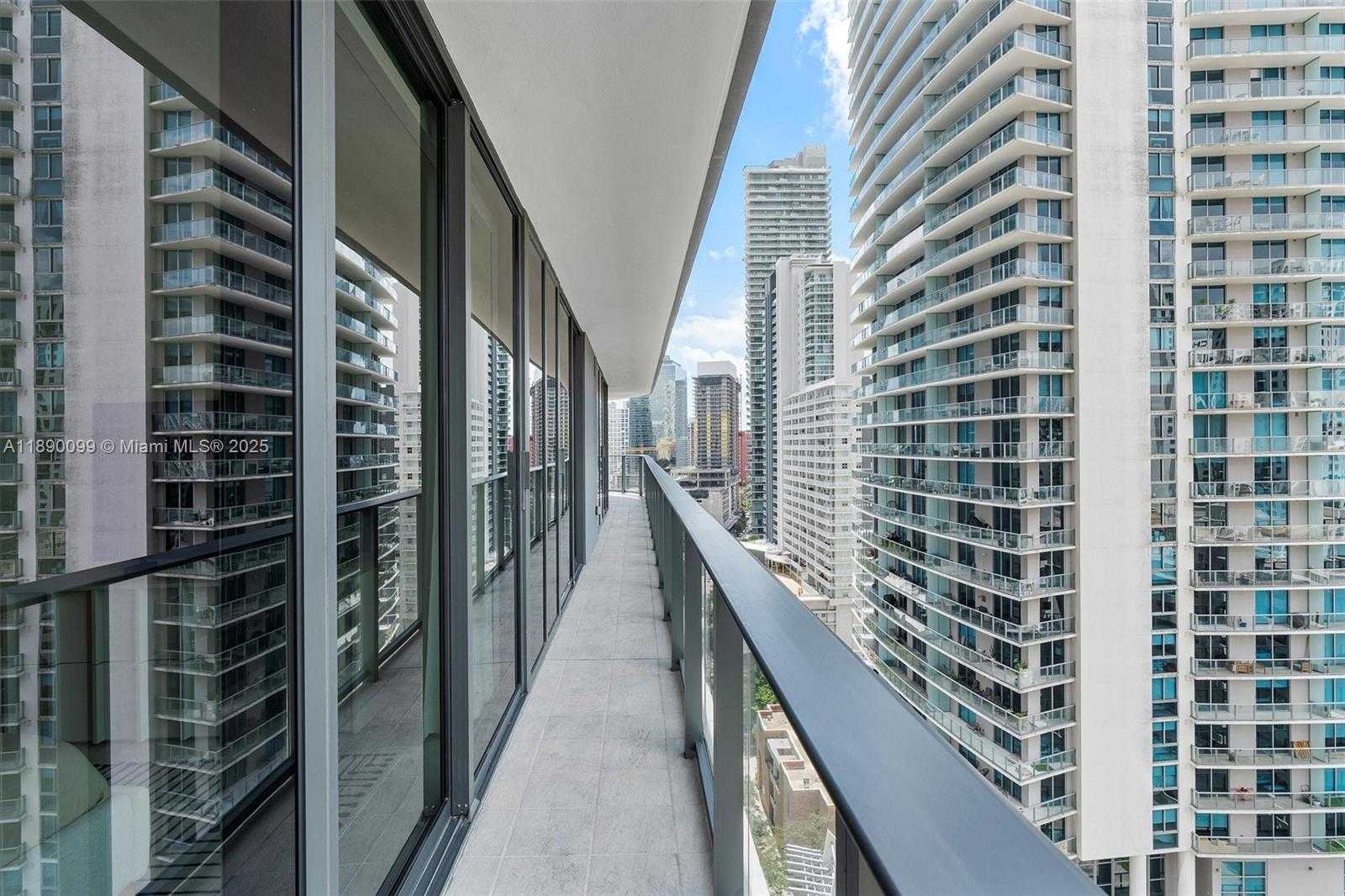 Small Image of 1000 BRICKELL PLZ #2102, Miami Number 22