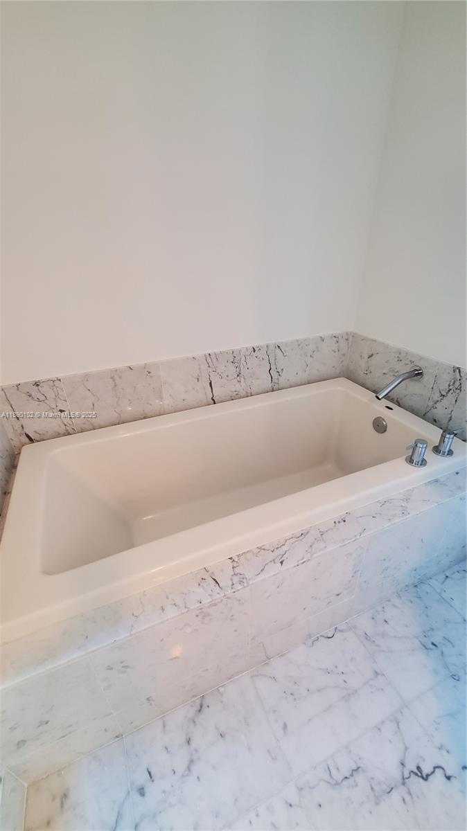 Small Image of 253 NORTH EAST 2ND ST #2709, Miami Number 14