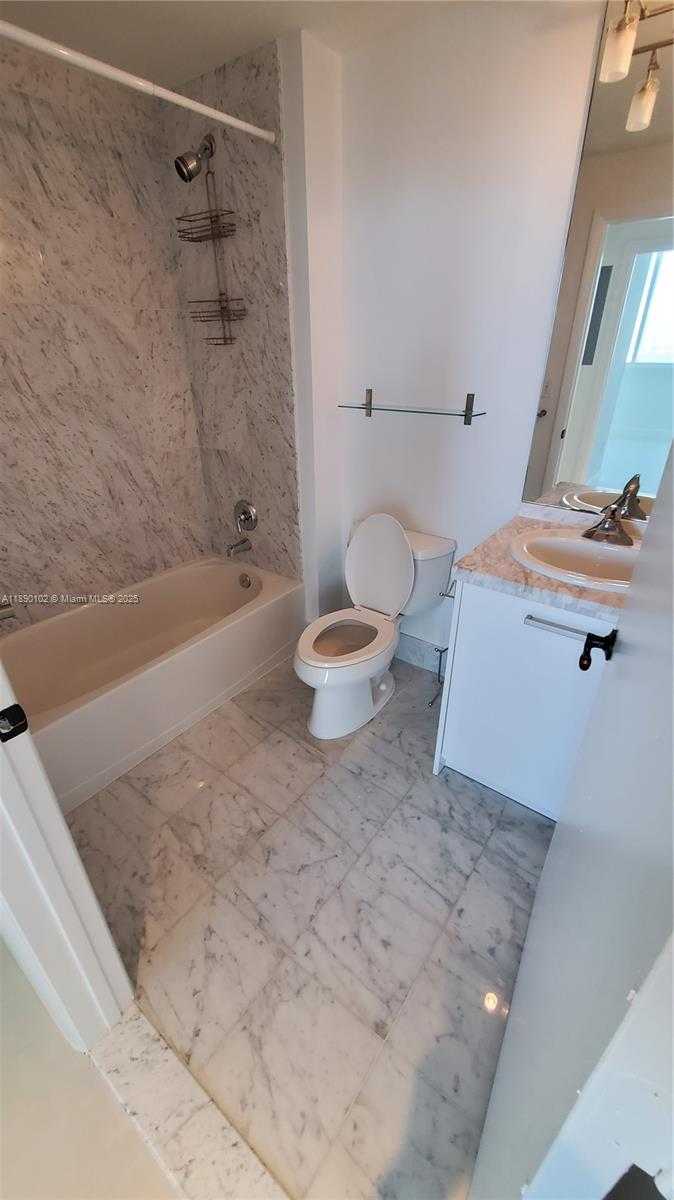 Small Image of 253 NORTH EAST 2ND ST #2709, Miami Number 22