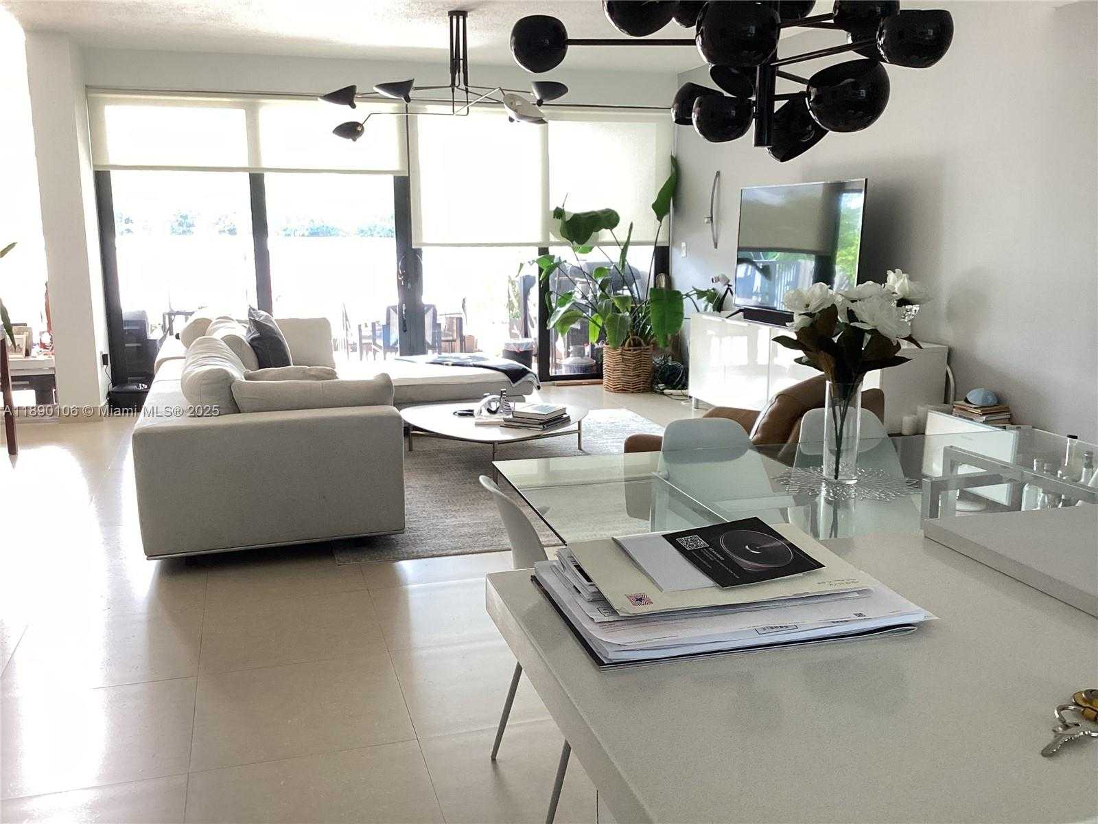 Small Image of 460 POINCIANA DR #1610, Sunny Isles Beach Number 10