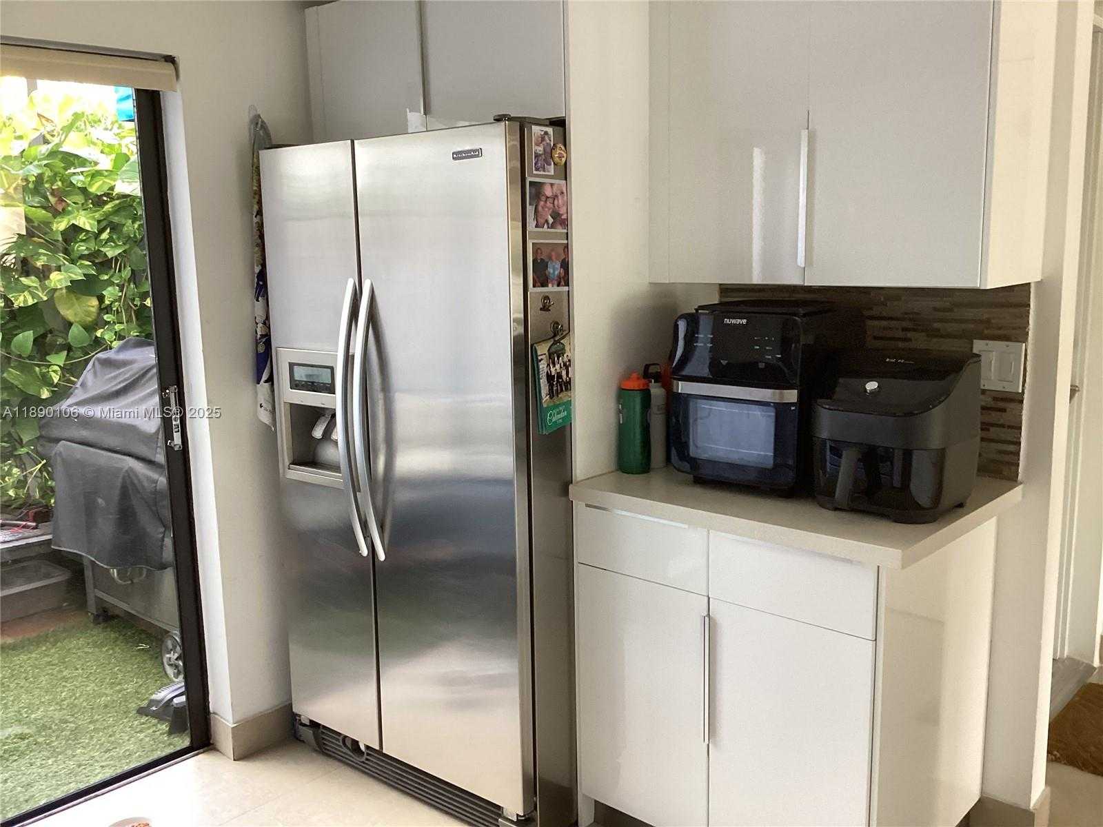 Small Image of 460 POINCIANA DR #1610, Sunny Isles Beach Number 9