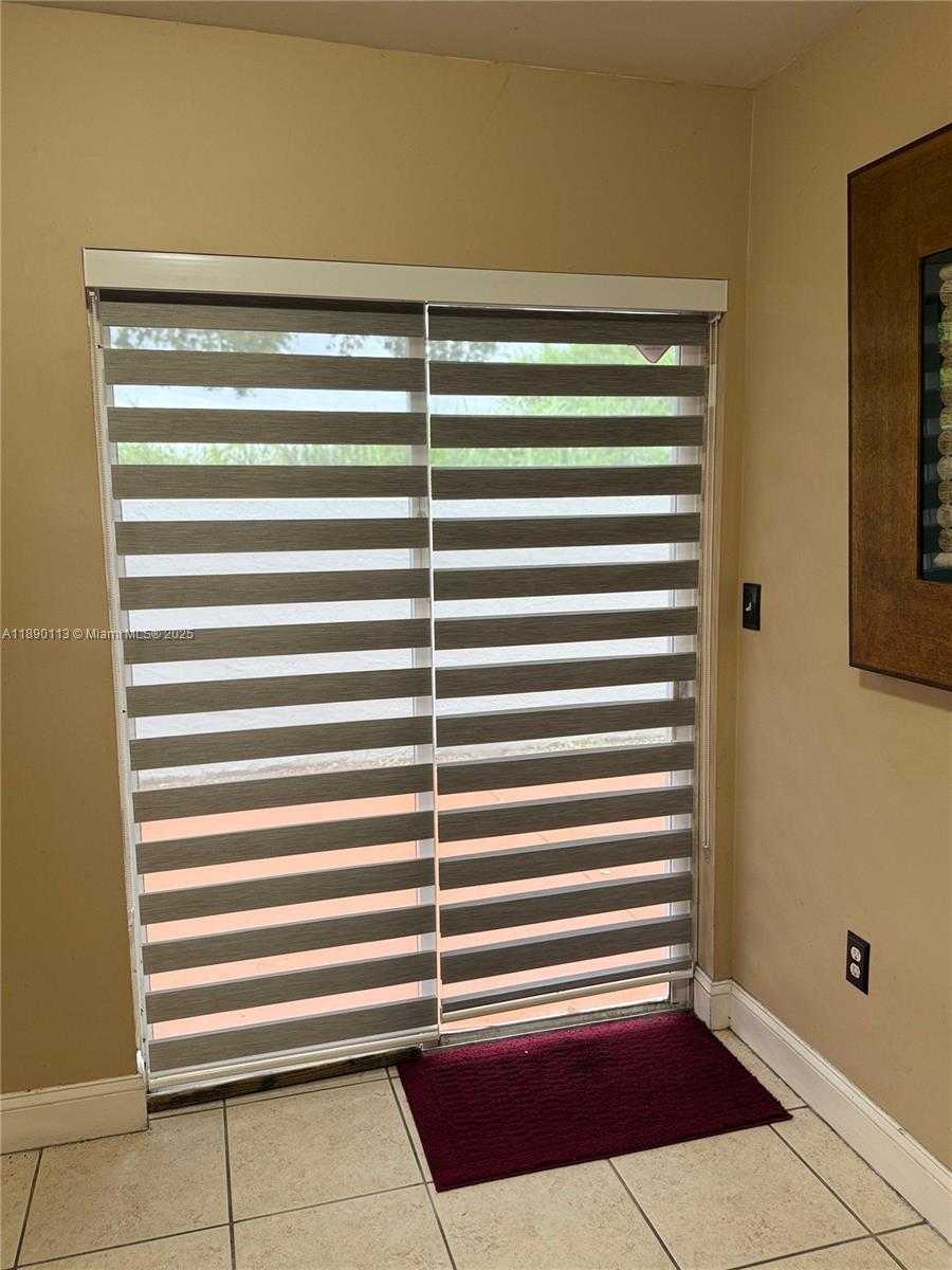Small Image of 11298 SOUTH WEST 161ST PL #1, Miami Number 10
