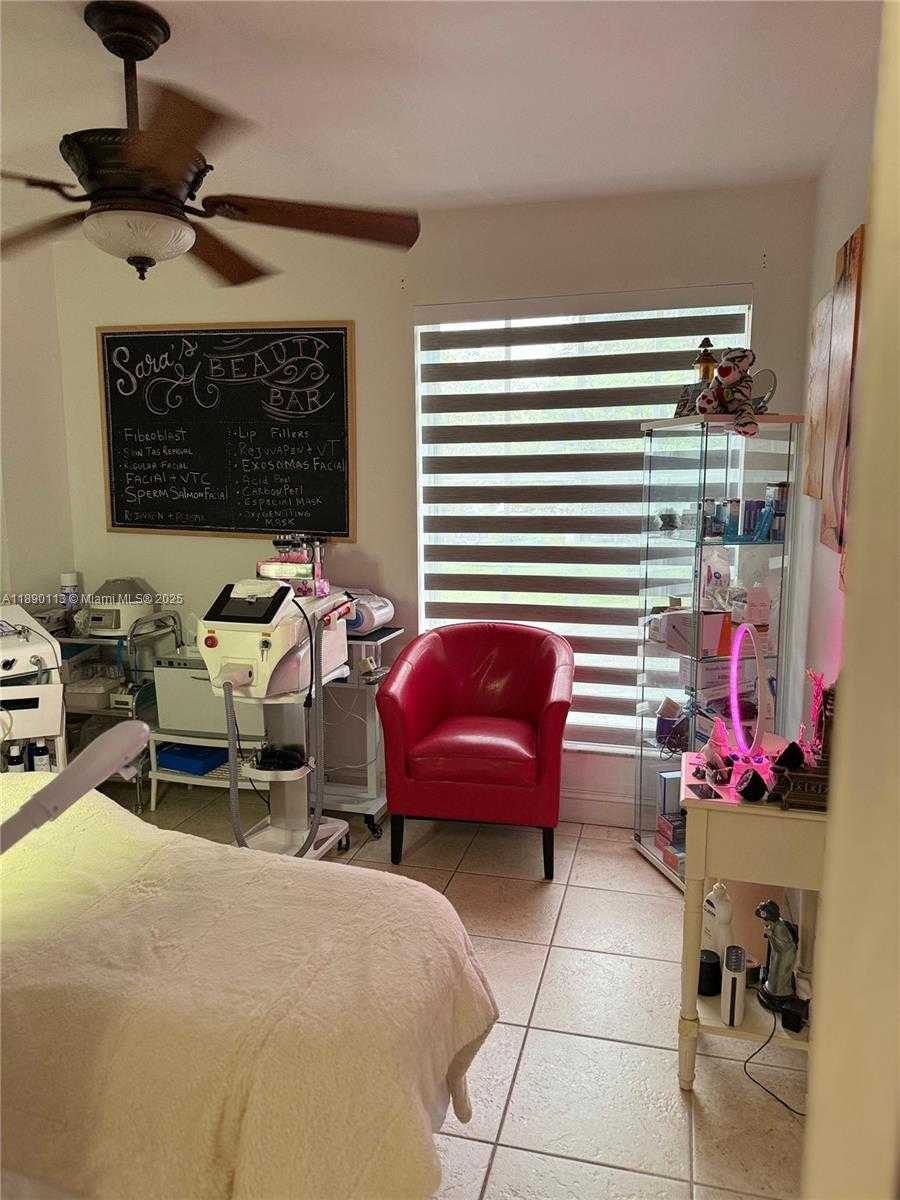 Small Image of 11298 SOUTH WEST 161ST PL #1, Miami Number 5