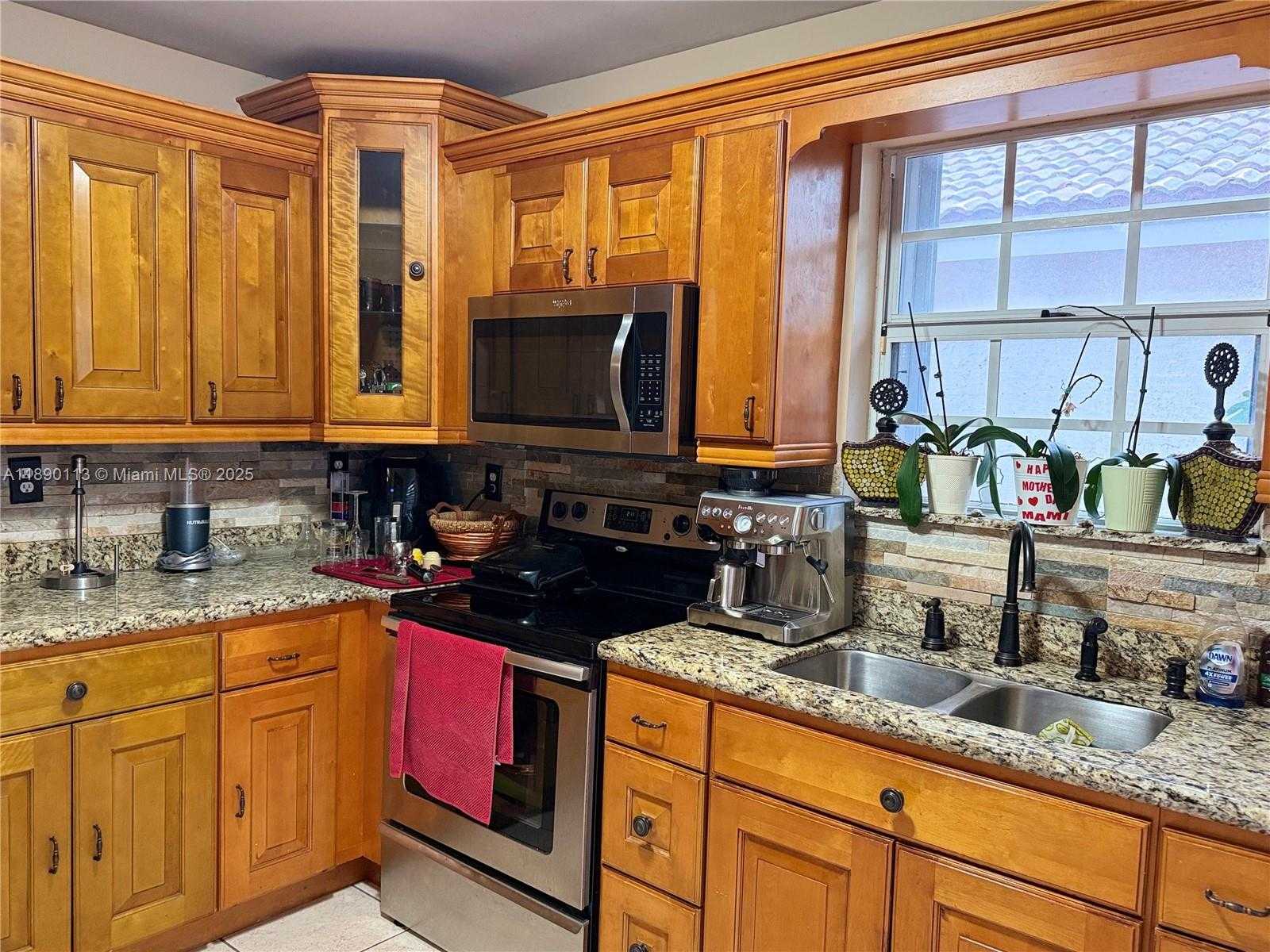 Small Image of 11298 SOUTH WEST 161ST PL #1, Miami Number 8