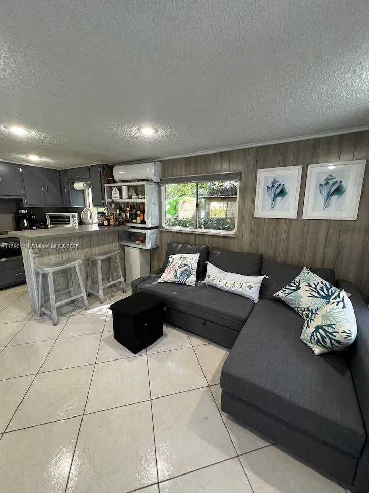 Small Image of 100 MORRIS LN #B-2, Key Largo Number 12