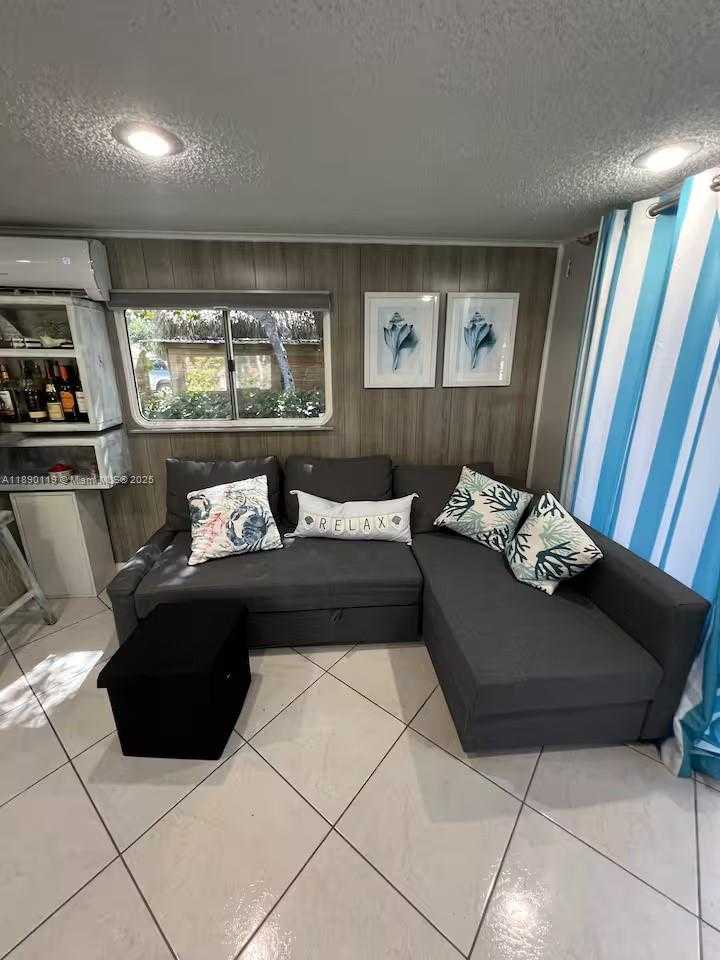 Small Image of 100 MORRIS LN #B-2, Key Largo Number 13