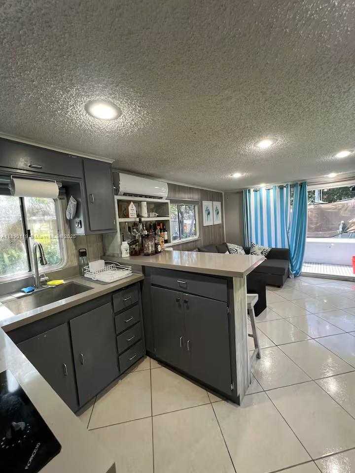Small Image of 100 MORRIS LN #B-2, Key Largo Number 15