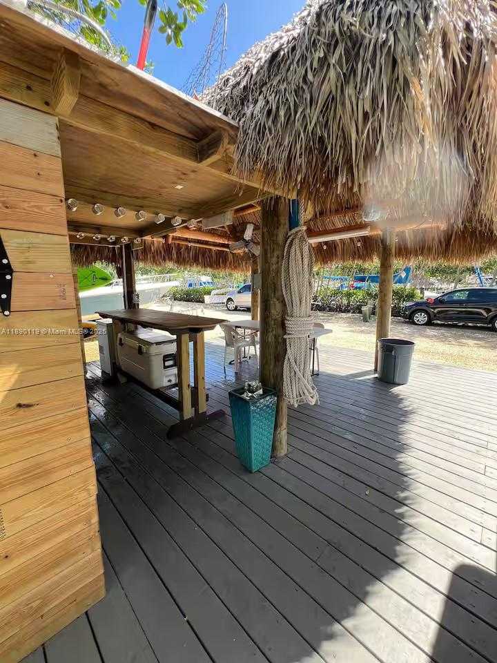 Small Image of 100 MORRIS LN #B-2, Key Largo Number 31