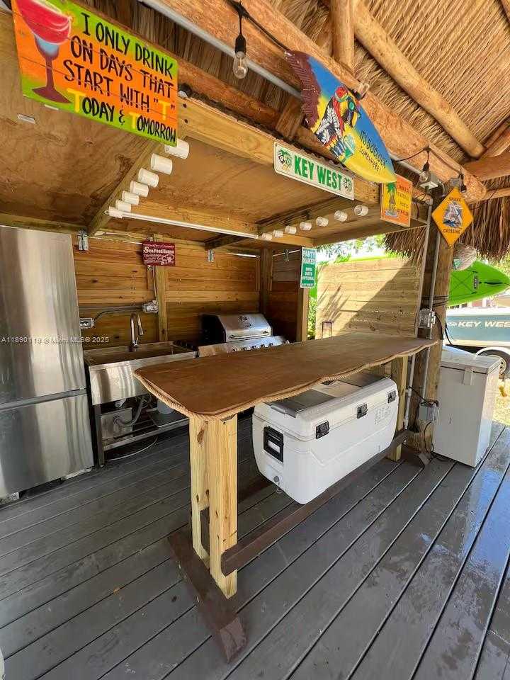 Small Image of 100 MORRIS LN #B-2, Key Largo Number 33