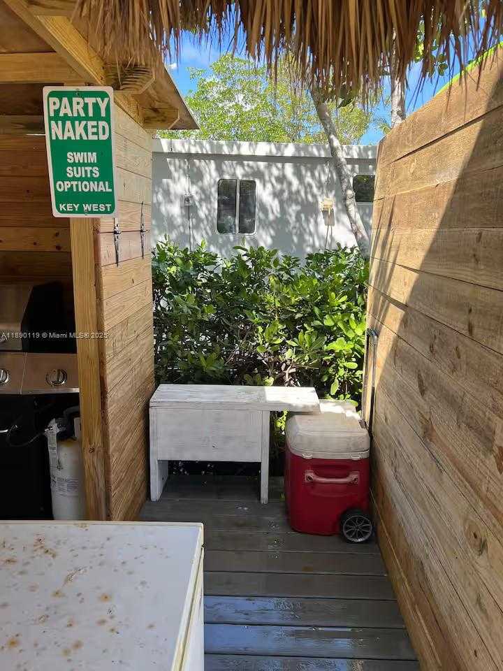 Small Image of 100 MORRIS LN #B-2, Key Largo Number 35