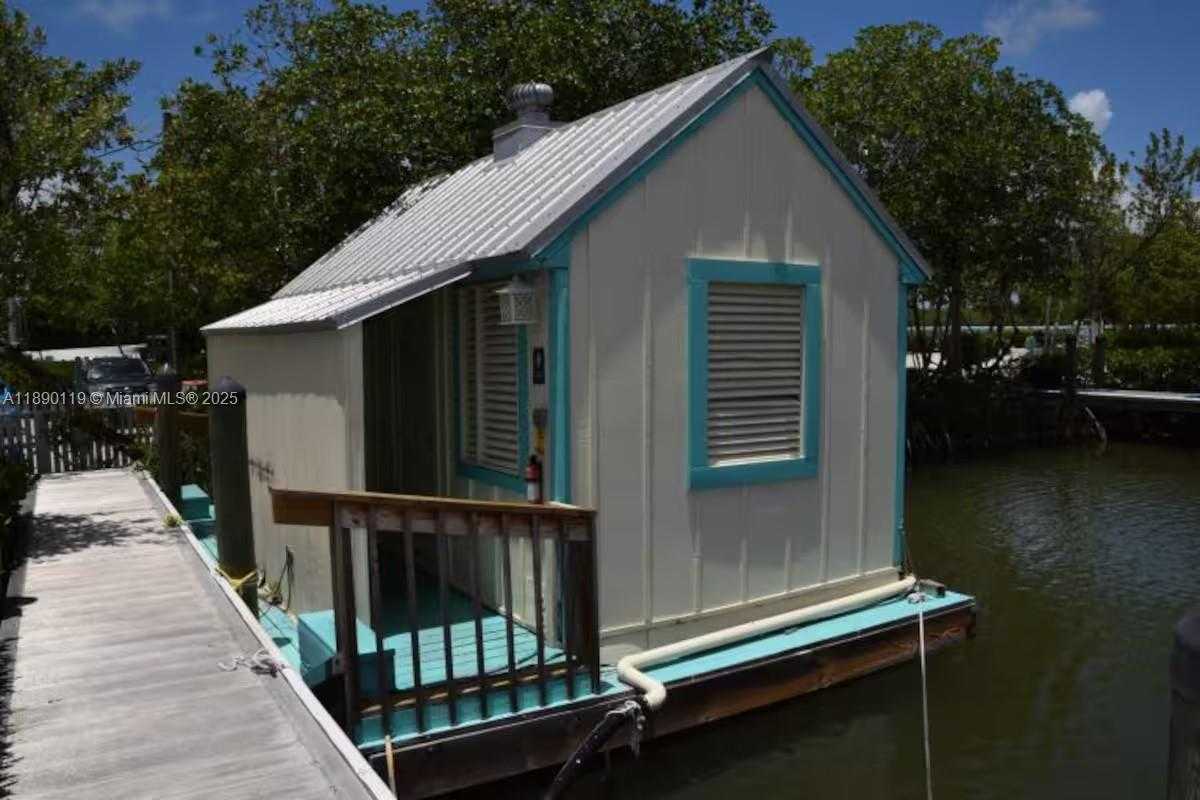 Small Image of 100 MORRIS LN #B-2, Key Largo Number 38