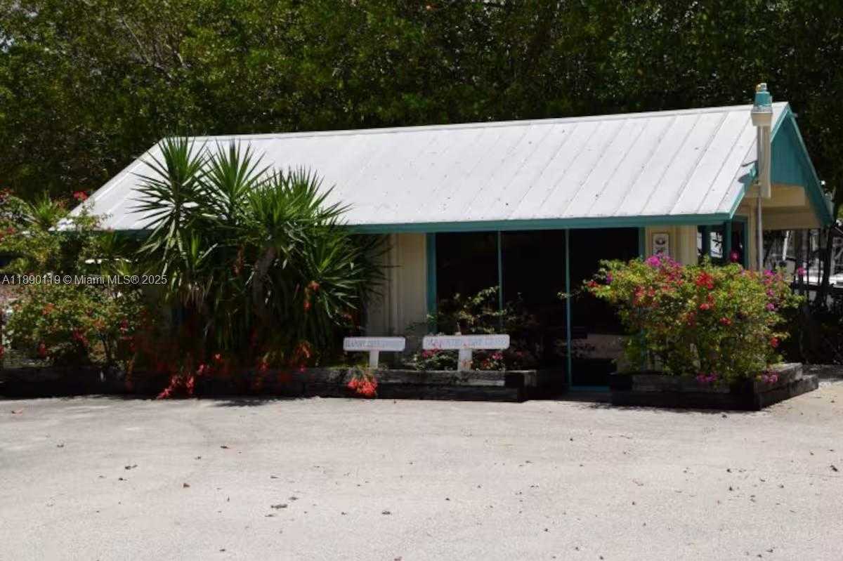 Small Image of 100 MORRIS LN #B-2, Key Largo Number 39