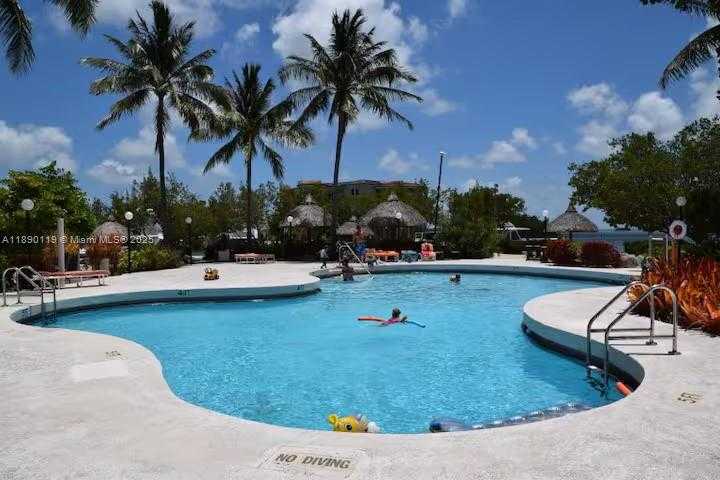 Small Image of 100 MORRIS LN #B-2, Key Largo Number 42