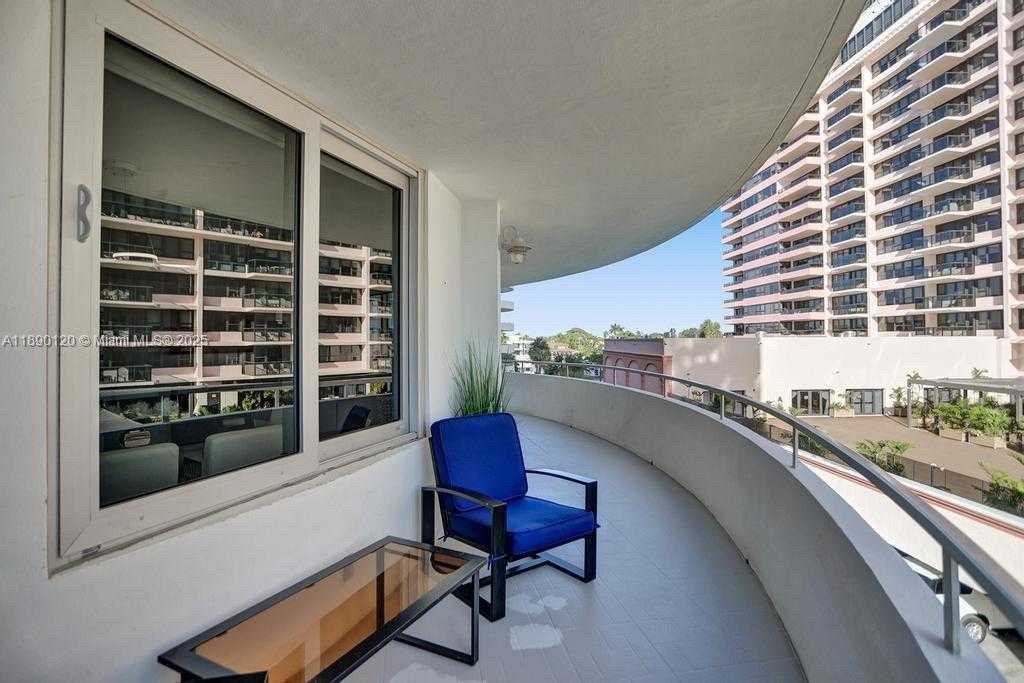 Small Image of 5161 COLLINS AVE #412, Miami Beach Number 21
