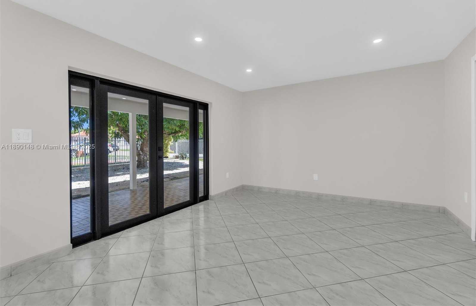 Small Image of 631 SOUTH WEST 102ND AVE, Miami Number 11