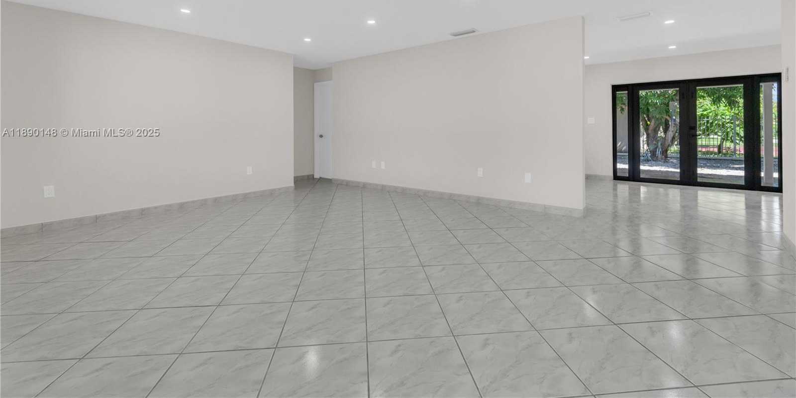 Small Image of 631 SOUTH WEST 102ND AVE, Miami Number 12