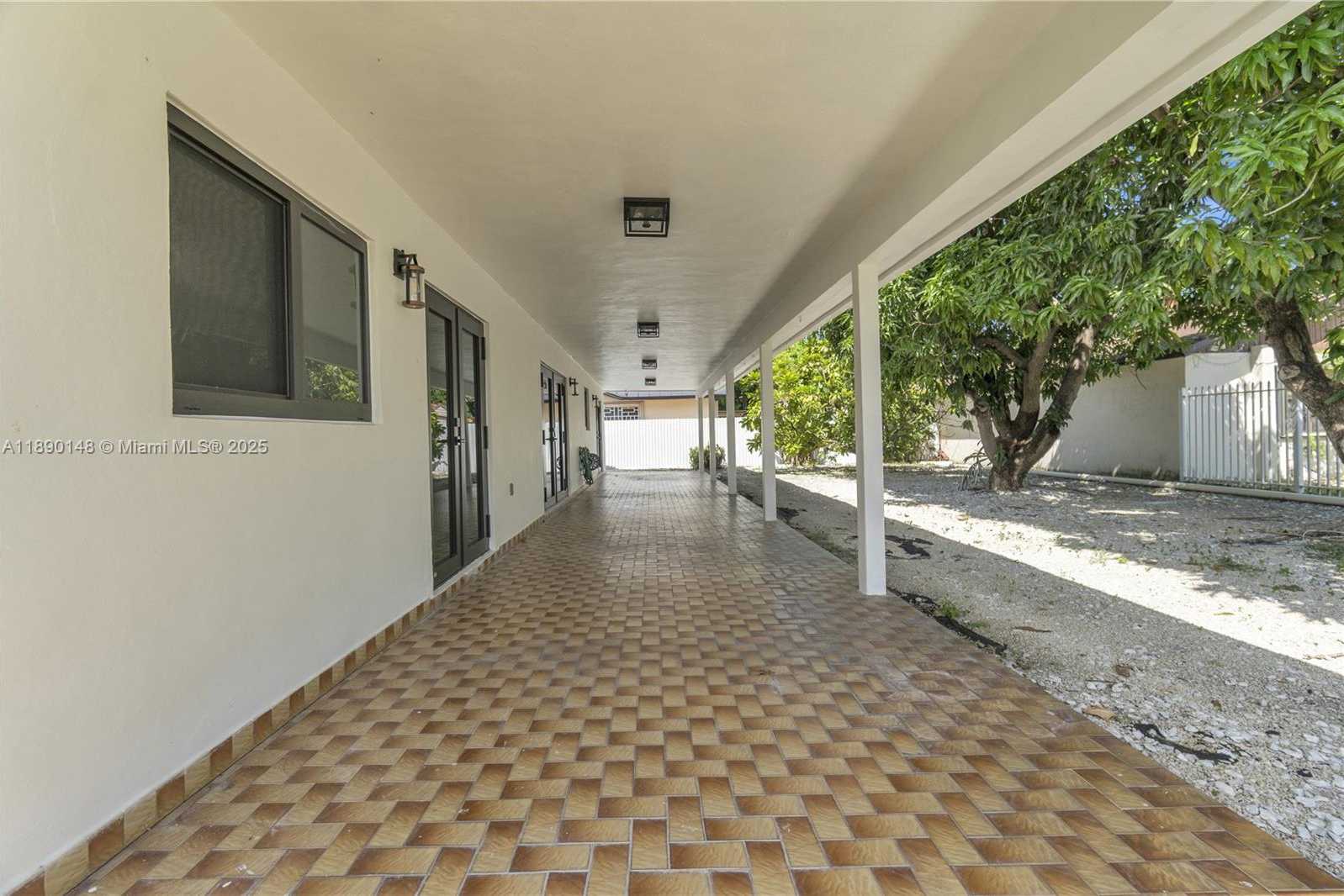 Small Image of 631 SOUTH WEST 102ND AVE, Miami Number 34