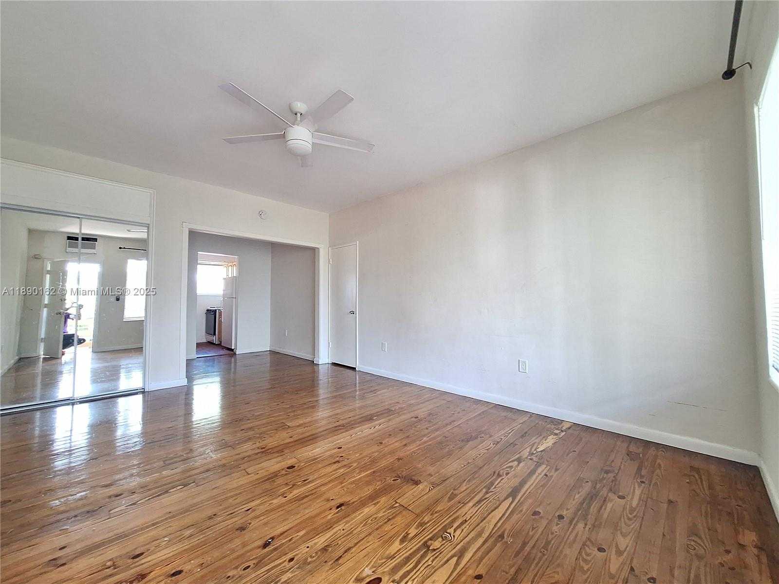 Small Image of 1770 MERIDIAN AVE #202, Miami Beach Number 11