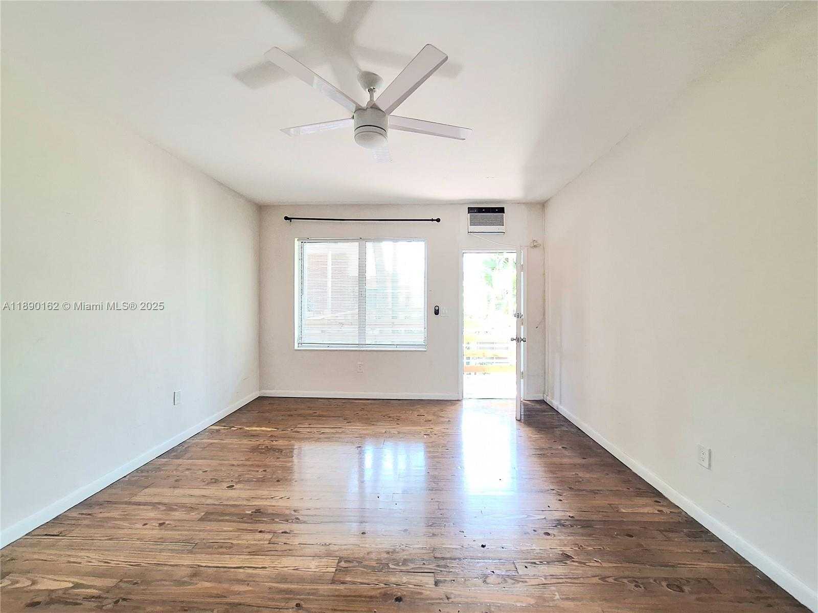 Small Image of 1770 MERIDIAN AVE #202, Miami Beach Number 24