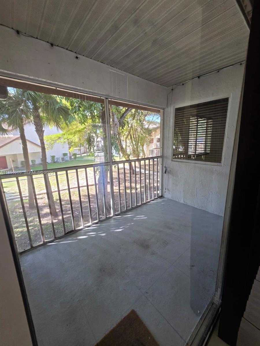 Small Image of 9251 SOUTH WEST 138TH PL #9251, Miami Number 18