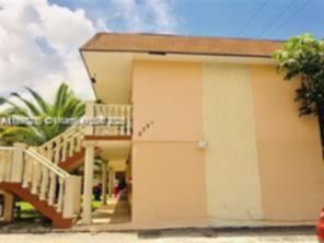 Small Image of 2750 PIERCE ST #3, Hollywood Number 32