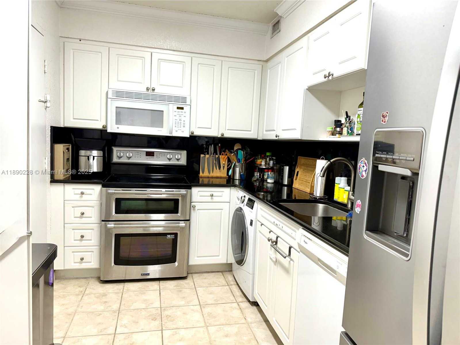 Small Image of 2501 SOUTH OCEAN DR #330, Hollywood Number 7