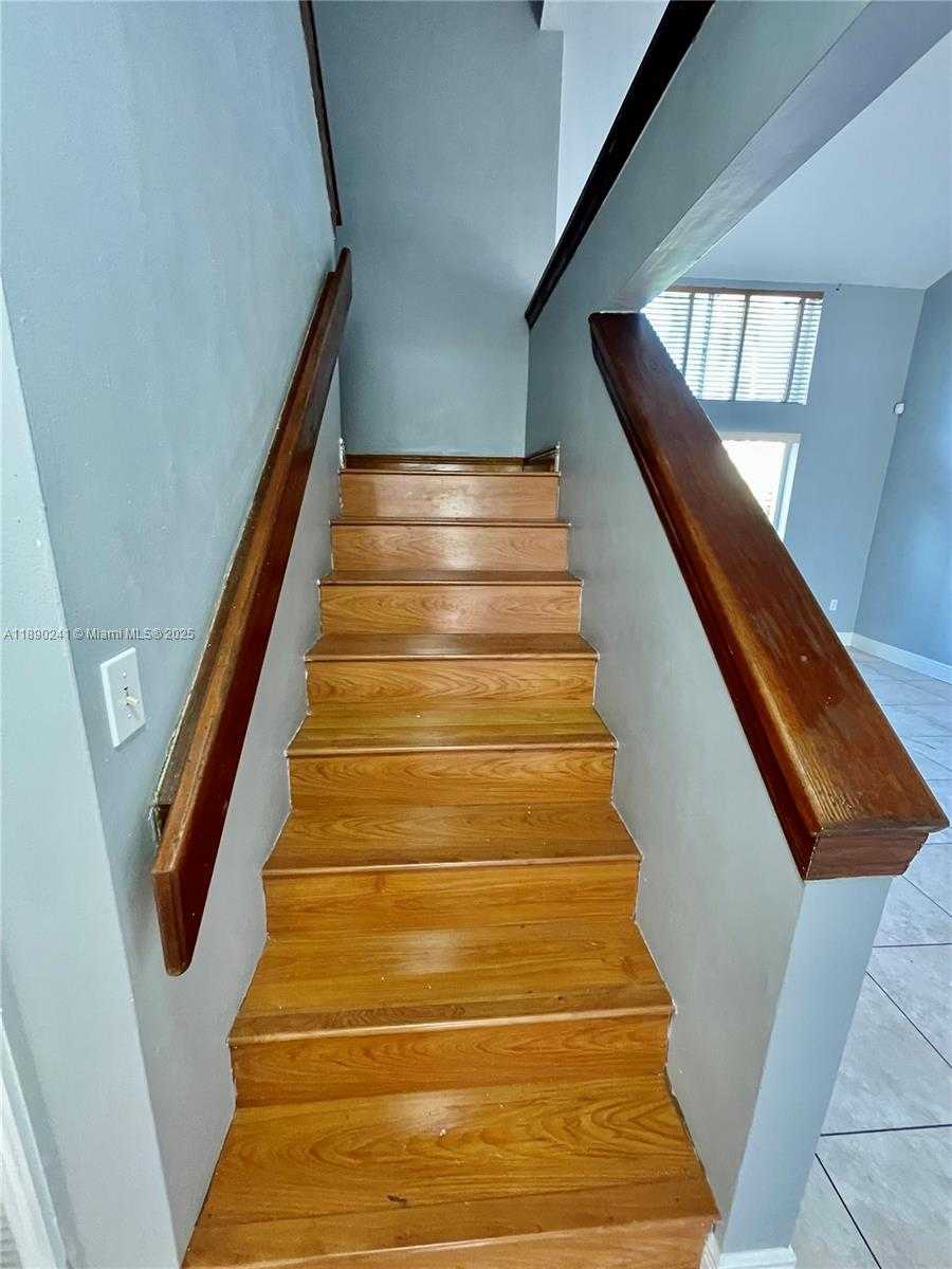 Small Image of 10223 SOUTH WEST 156TH AVE #10223, Miami Number 14