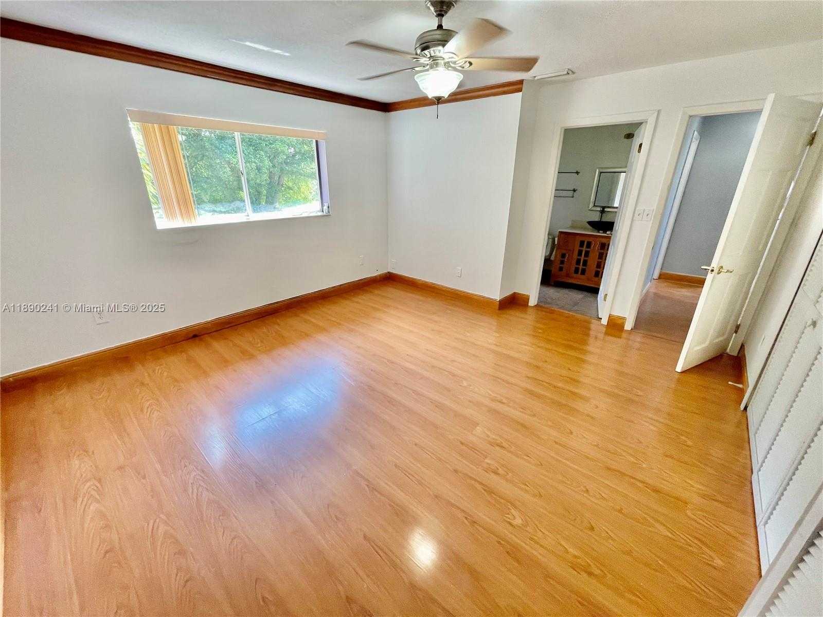 Small Image of 10223 SOUTH WEST 156TH AVE #10223, Miami Number 16