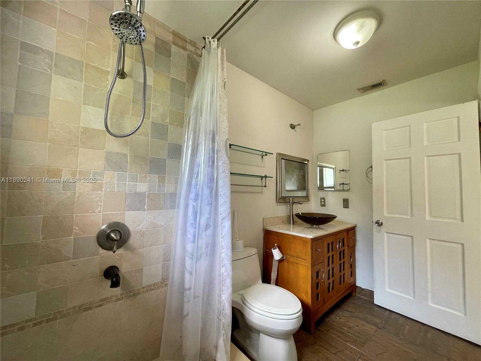 Small Image of 10223 SOUTH WEST 156TH AVE #10223, Miami Number 18