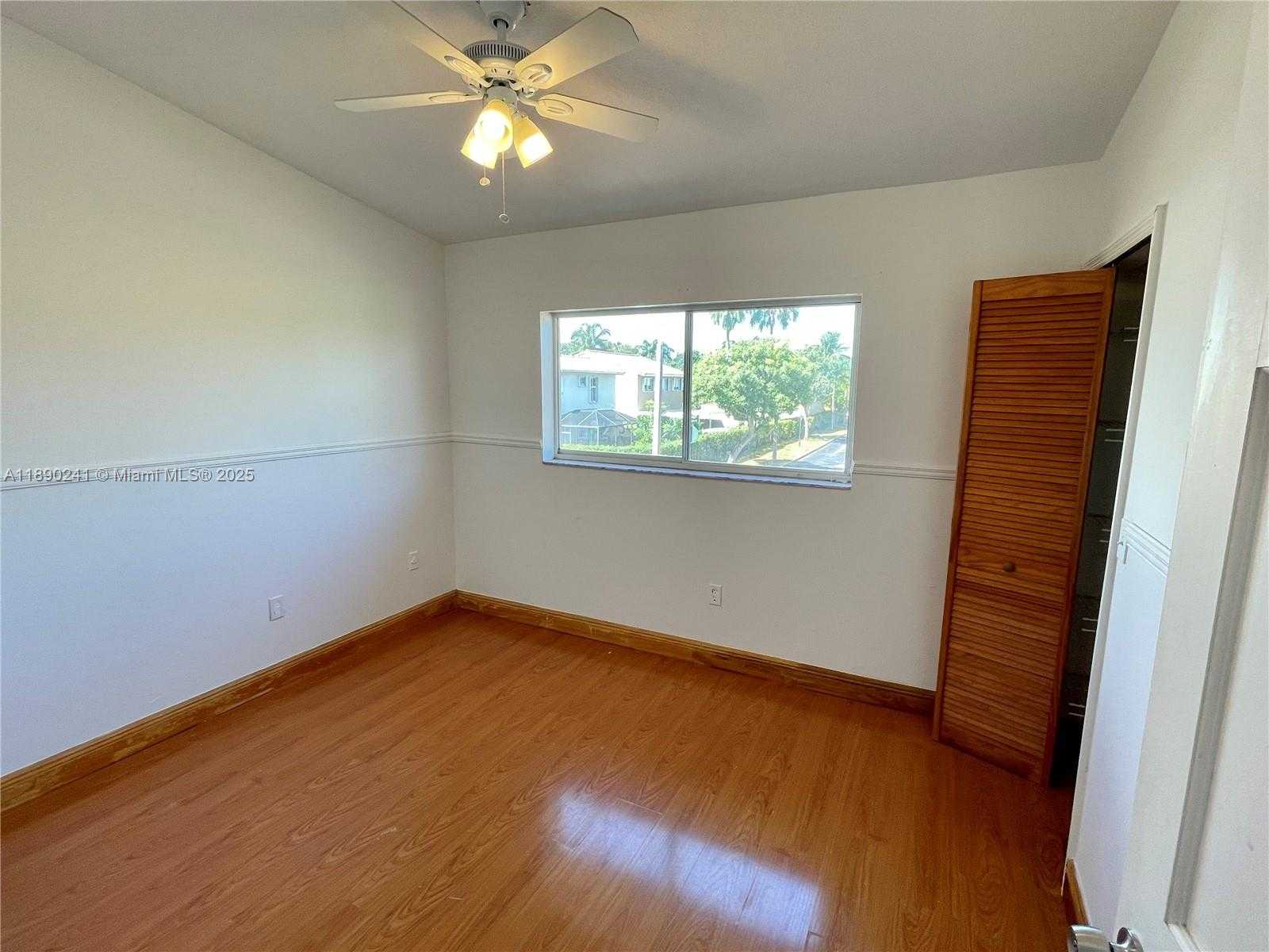 Small Image of 10223 SOUTH WEST 156TH AVE #10223, Miami Number 21