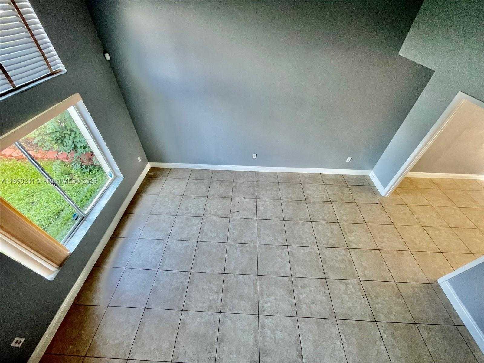 Small Image of 10223 SOUTH WEST 156TH AVE #10223, Miami Number 27