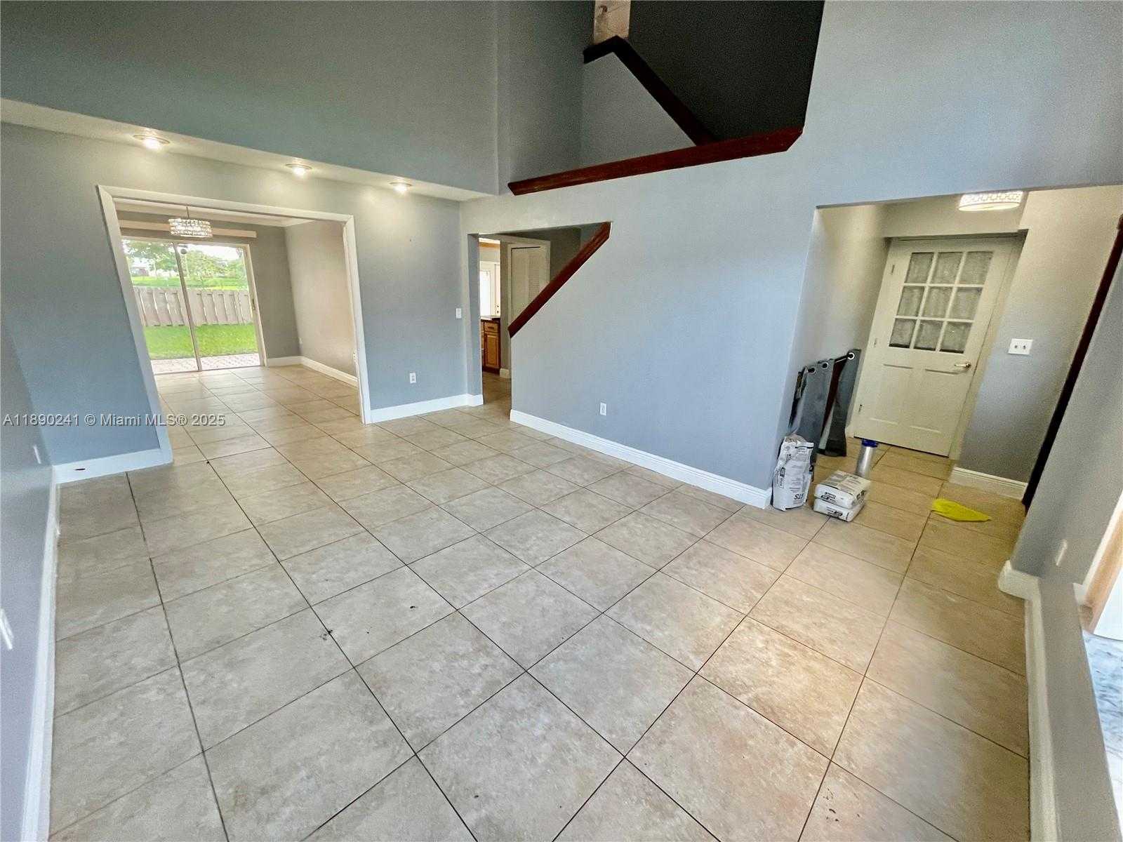 Small Image of 10223 SOUTH WEST 156TH AVE #10223, Miami Number 4