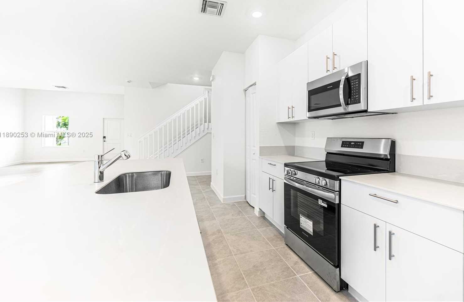 Small Image of 2232 SOUTH EAST 30TH ST #1, Homestead Number 5