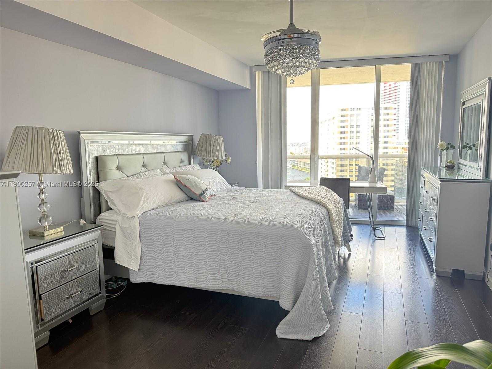 Small Image of 1850 SOUTH OCEAN DR #1106, Hallandale Beach Number 13
