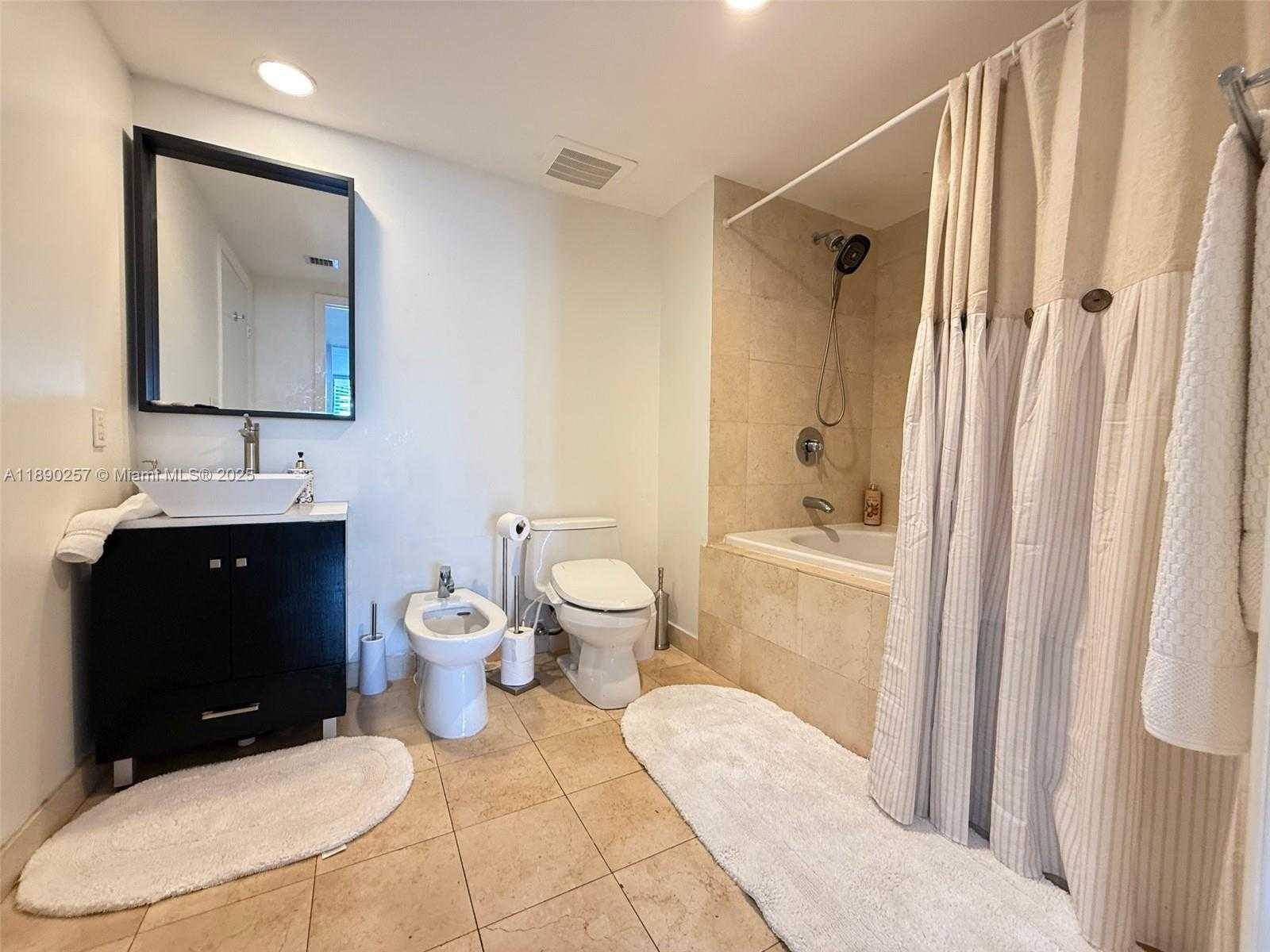 Small Image of 1850 SOUTH OCEAN DR #1106, Hallandale Beach Number 16