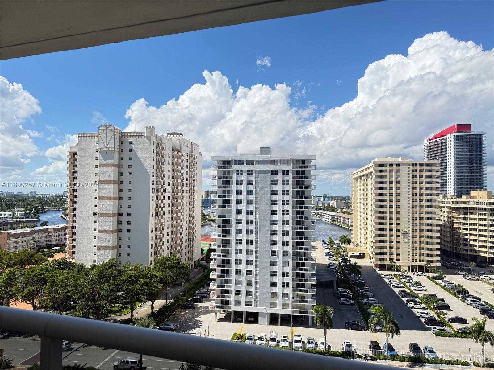 Small Image of 1850 SOUTH OCEAN DR #1106, Hallandale Beach Number 29
