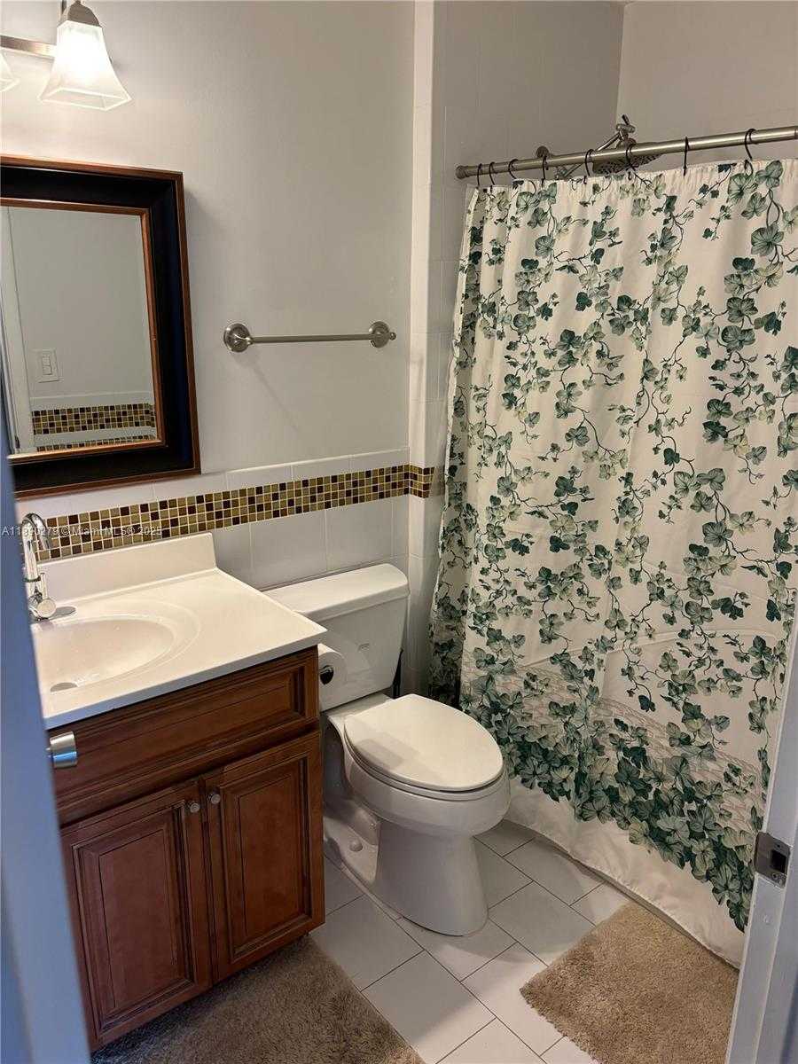 Small Image of 15325 SOUTH WEST 106TH TER #608, Miami Number 13