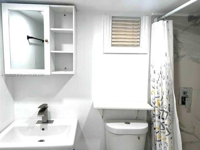 Small Image of 4150 SOUTH WEST 56TH TER, Davie Number 45