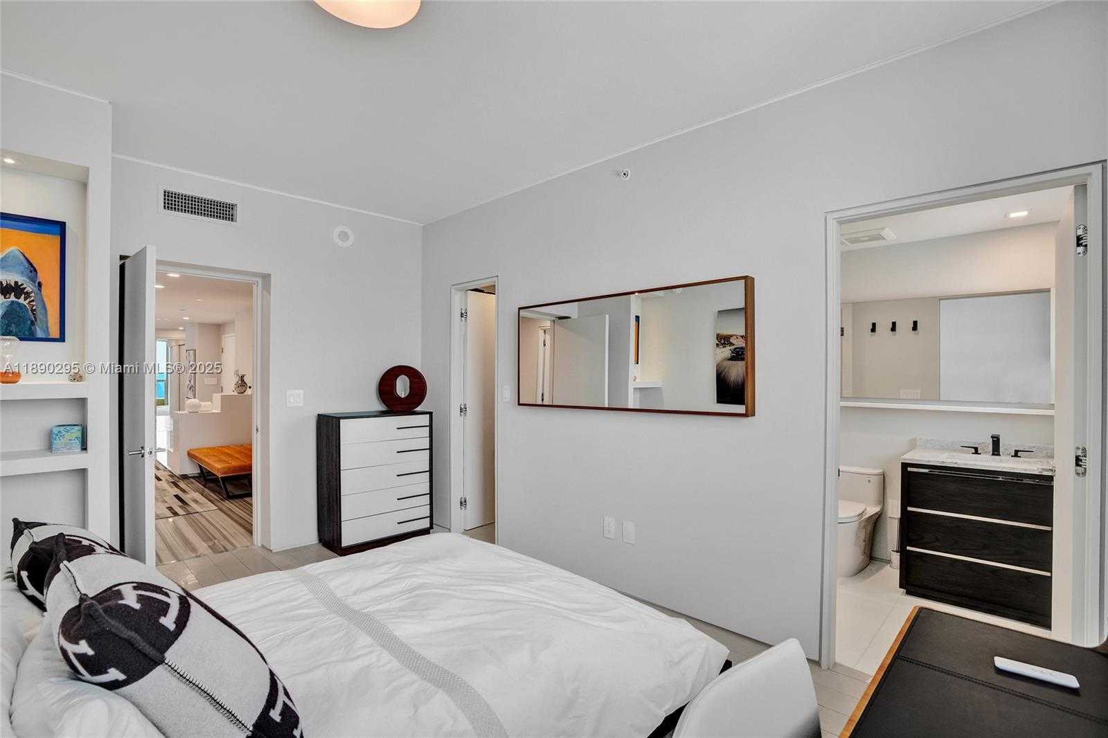 Small Image of 17875 COLLINS AVE #3101, Sunny Isles Beach Number 32
