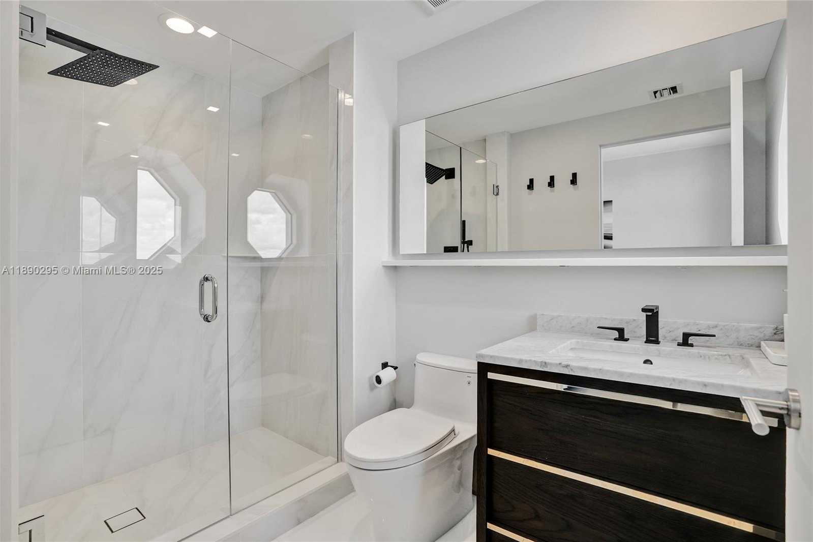 Small Image of 17875 COLLINS AVE #3101, Sunny Isles Beach Number 34